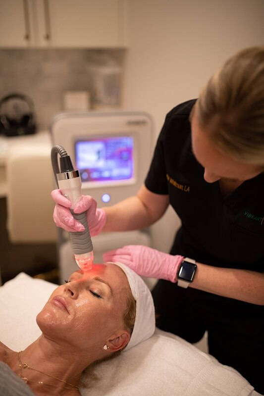 Vivace rejuvenation therapy reduces the appearance of acne scars.