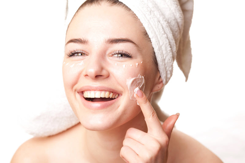 Inappropriate skincare products can cause a loss of skin elasticity.